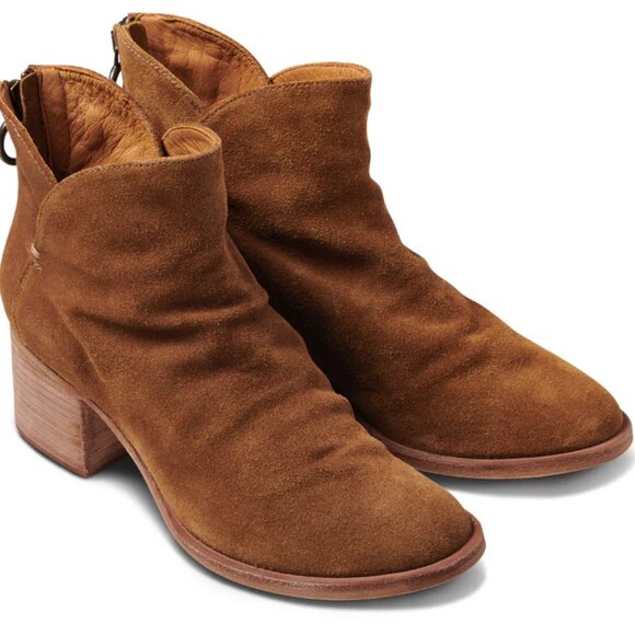 new BEEK Eagle Heeled Suede Boot Chestnut 258 - Picture 1 of 13